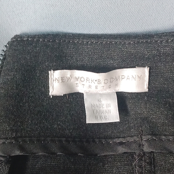 NY & Co skirt - Picture 13 of 14